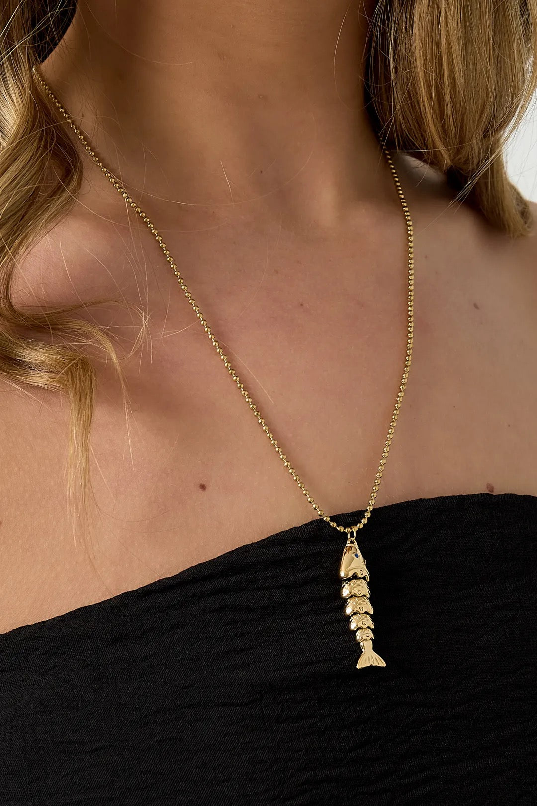 Golden Catch Necklace