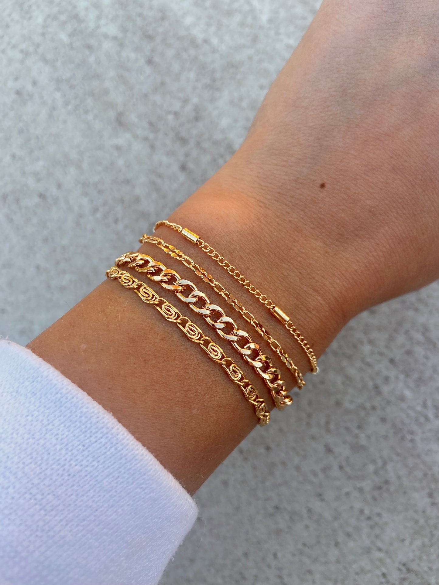 Simplistic Gold Bracelet Set