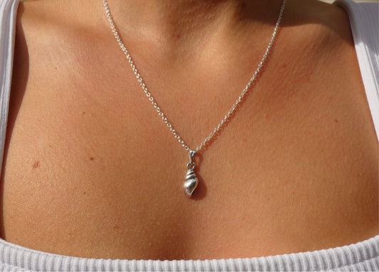 Single Shell Necklace