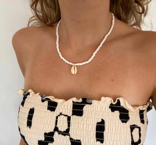 Shell Pearl Necklace