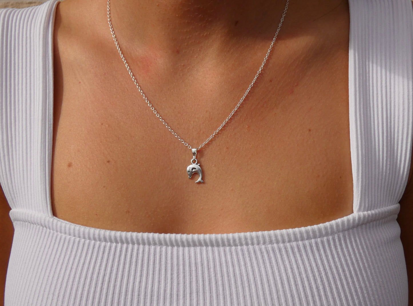 Single Dolphin Necklace