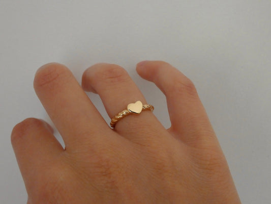 Delicate Heart Ring